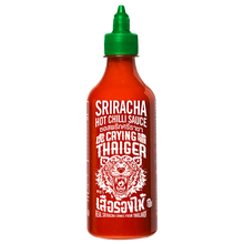 Charger l&#39;image dans la galerie, Crying Thaiger, Sriracha Chili Sauce (Extra Hot), 440ml.